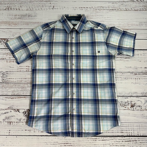 Lot of 3 Marmot Men’s Size Small & Medium Button Down Long & Short Sleeve Shirts - Picture 4 of 16